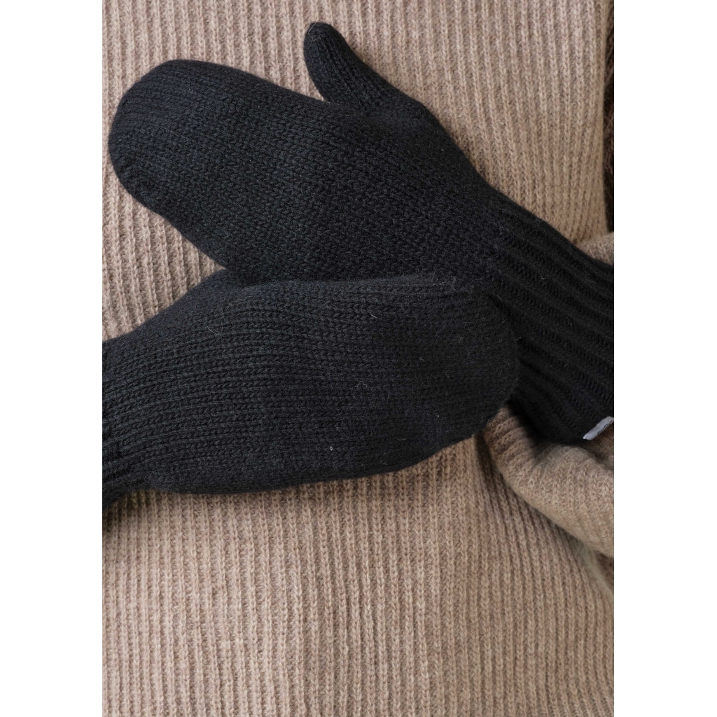 Klitmøller Collective Mittens knit