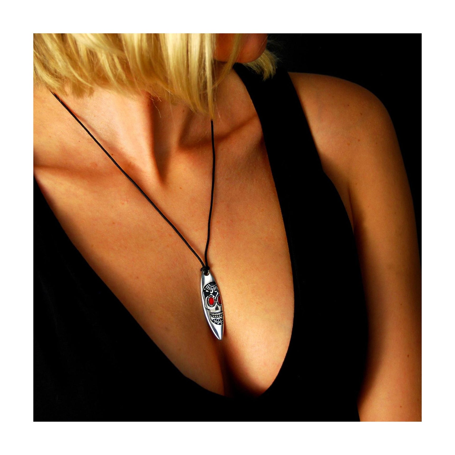 Silver+Surf silver jewelry surfboard with skull