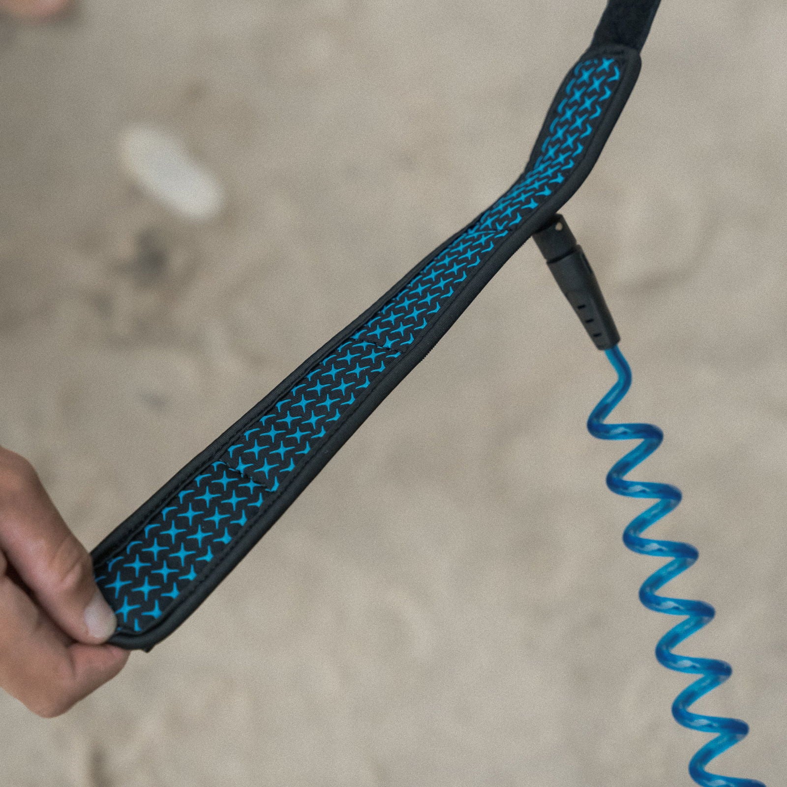 ION Wing Leash Core Coiled Knee