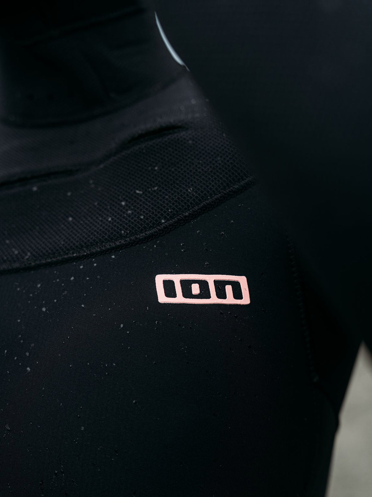 ION Amaze Amp 6/5 Hood Front Zip women