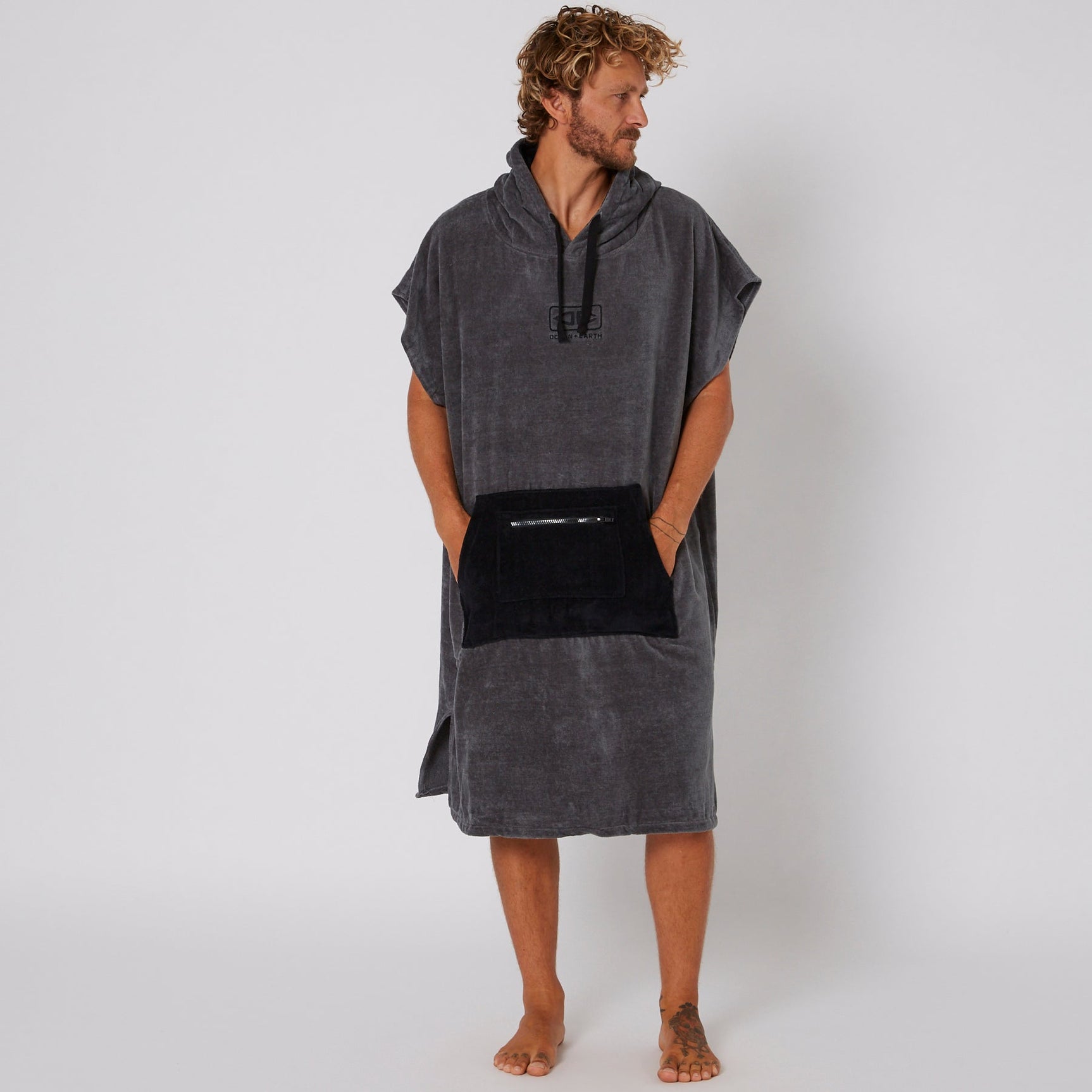 Ocean & Earth Mens Daybreak Hooded Poncho