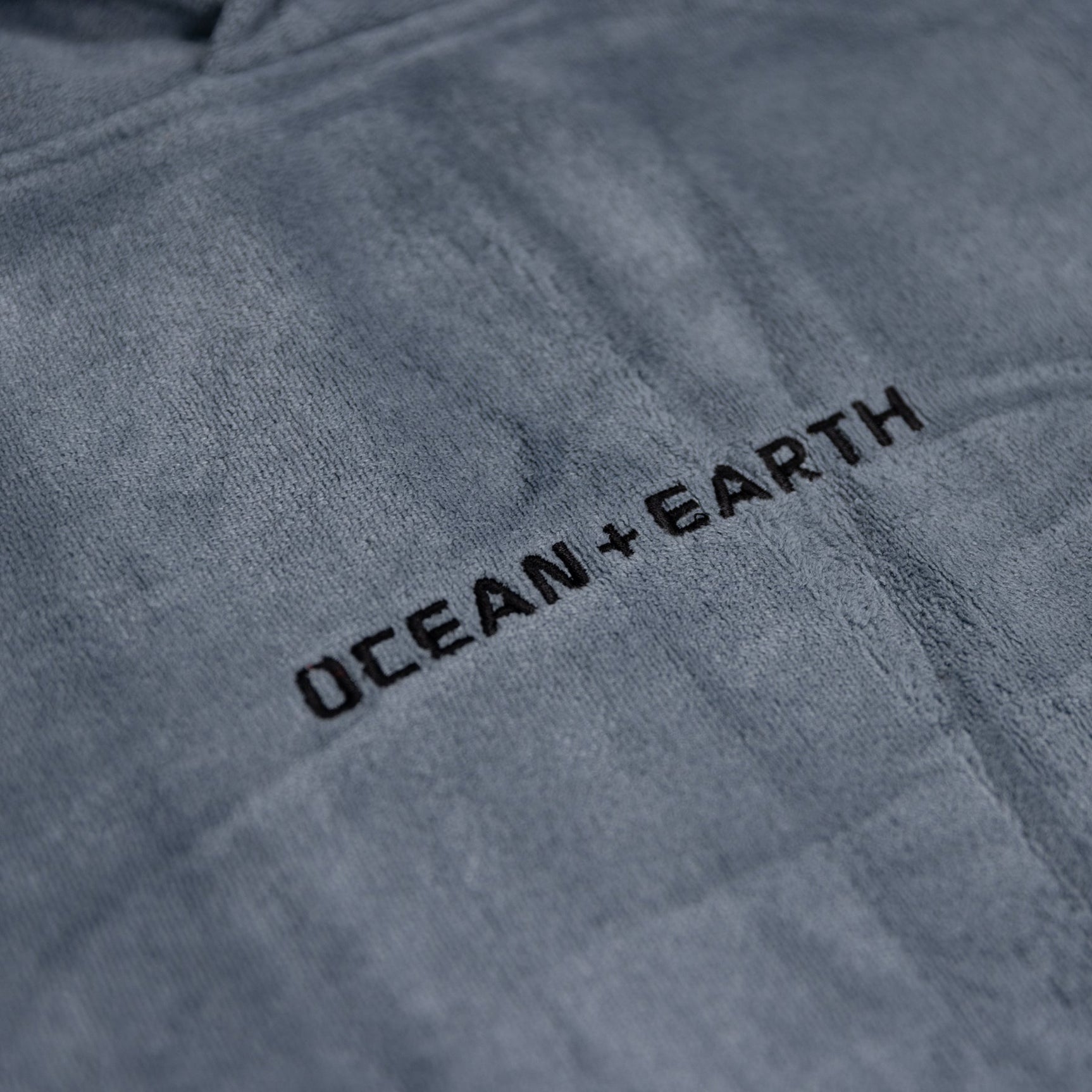 Ocean & Earth Mens Surf Essential Hooded Poncho