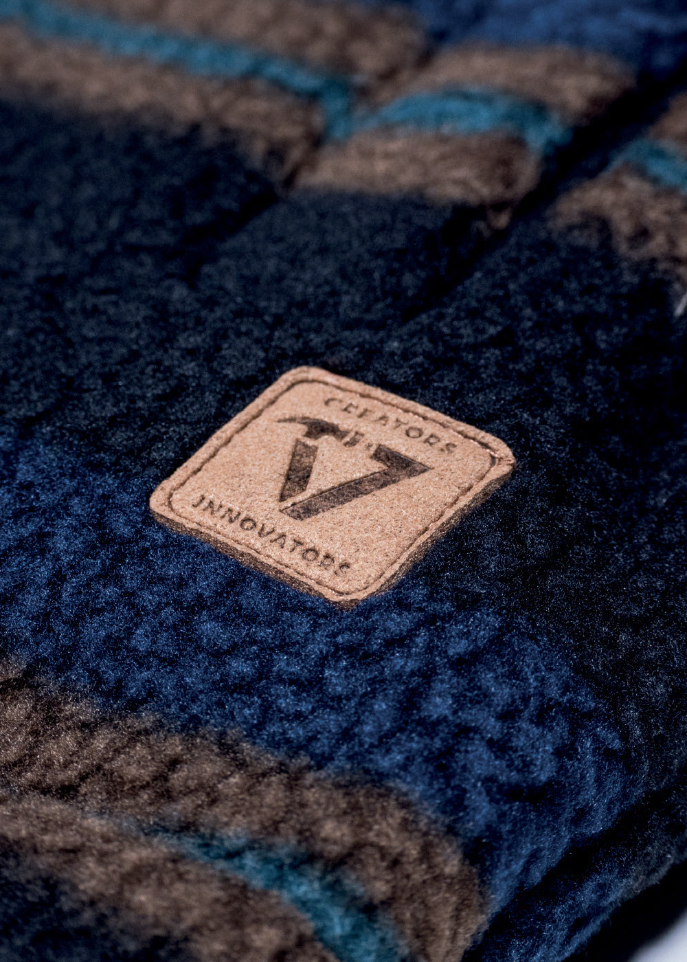 Vissla Peak Sherpa AO Shirt image 3