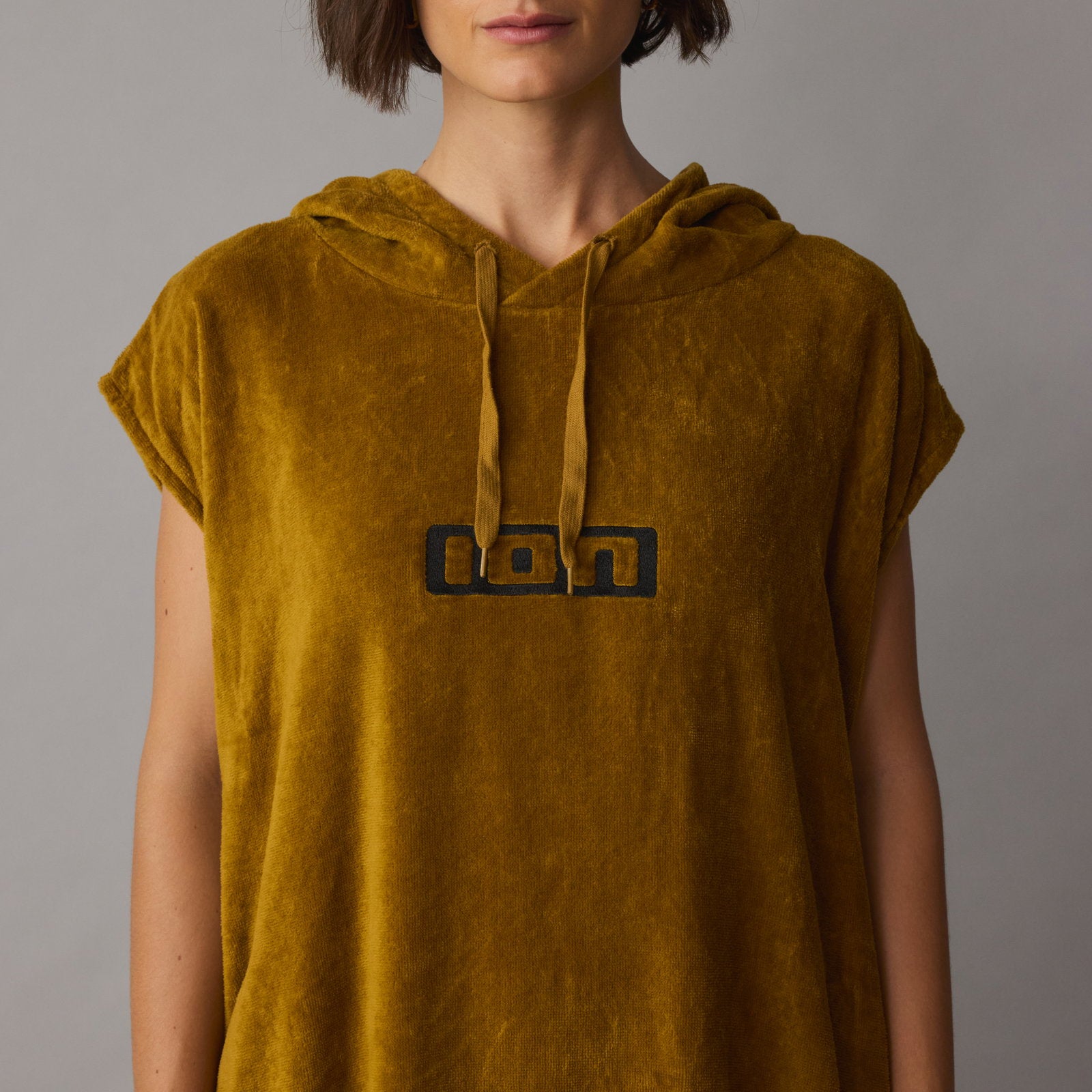 ION Poncho Core