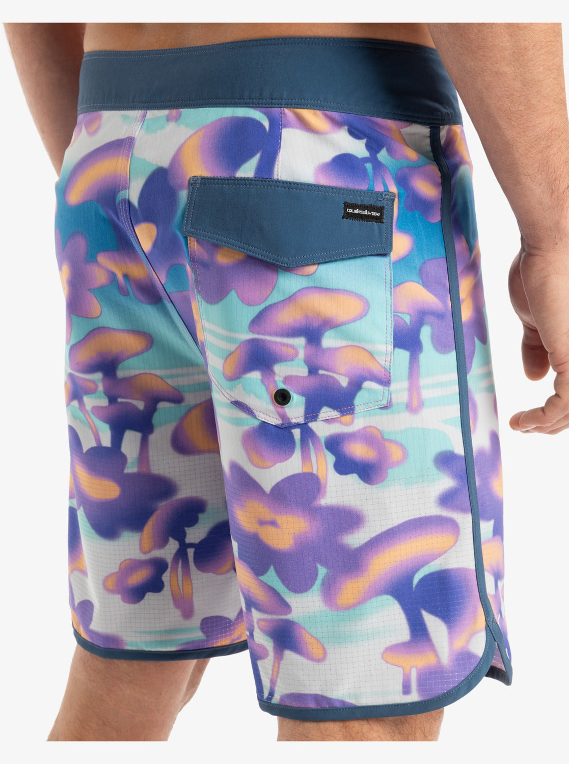 Quiksilver Highline Scallop 19