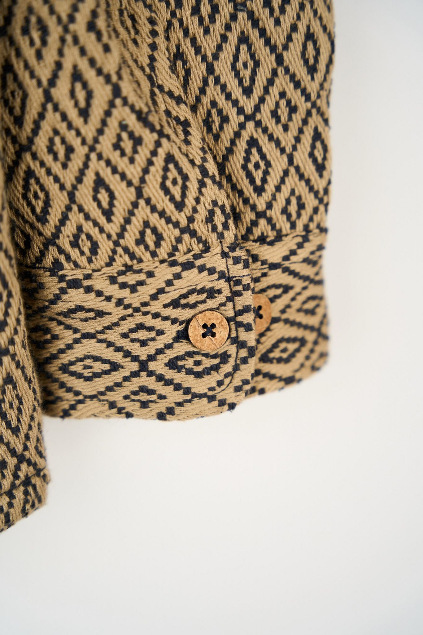 LAKOR Net Fix Jacquard Jacket