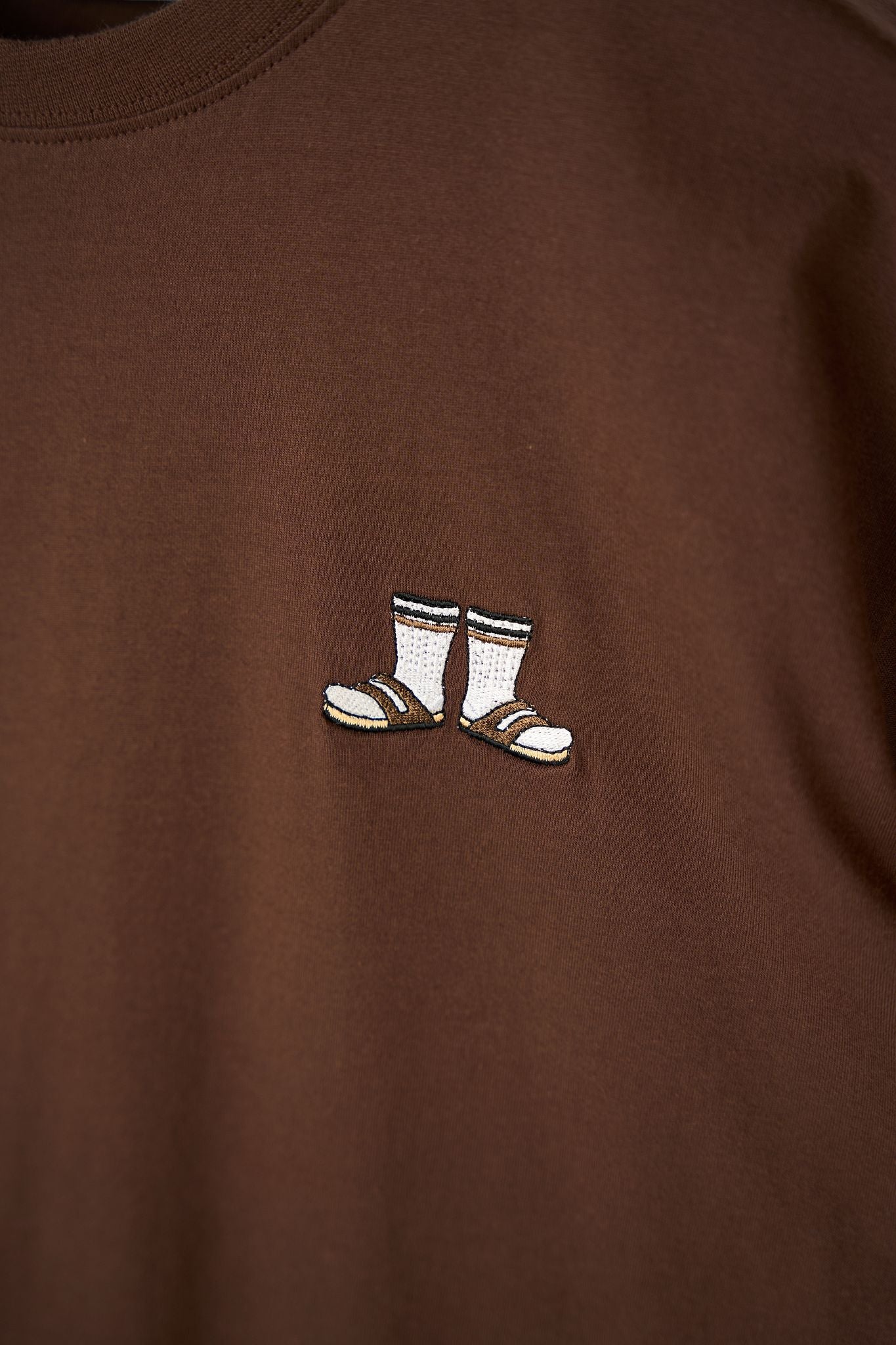 LAKOR Mini Socks & Sandals T-Shirt