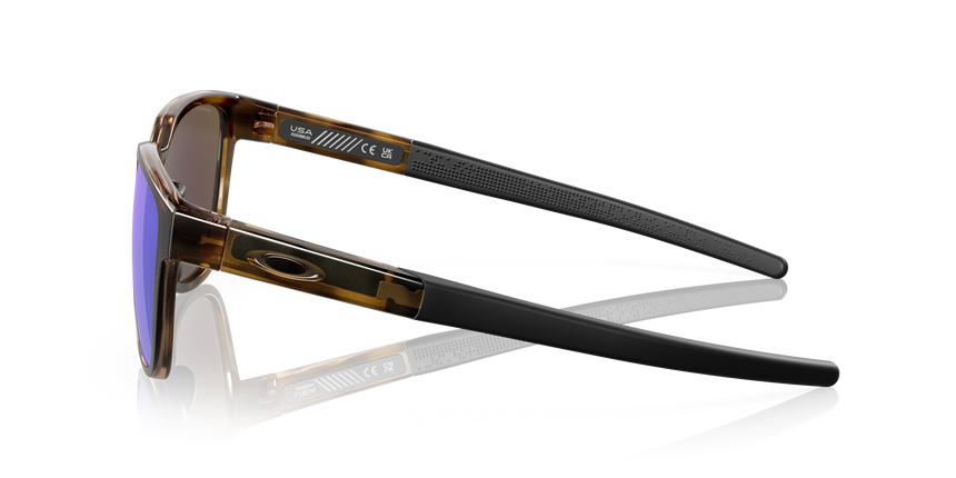 Oakley Actuator