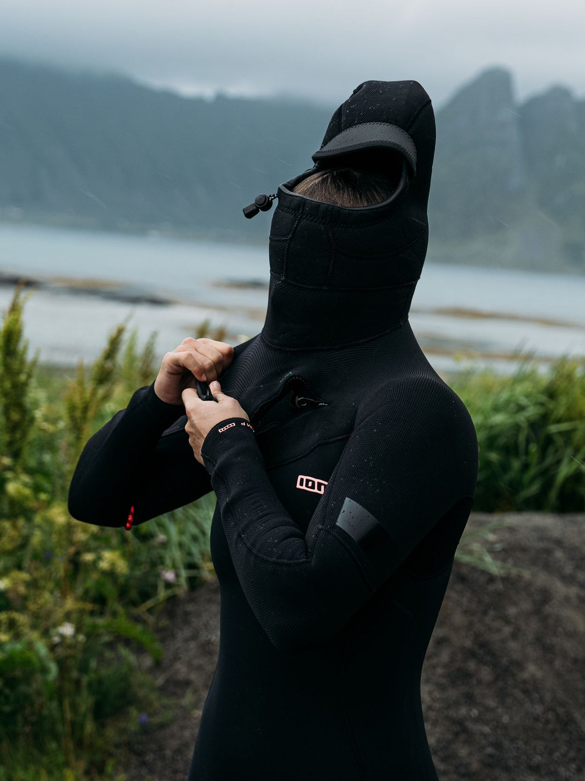 ION Amaze Amp 6/5 Hood Front Zip women
