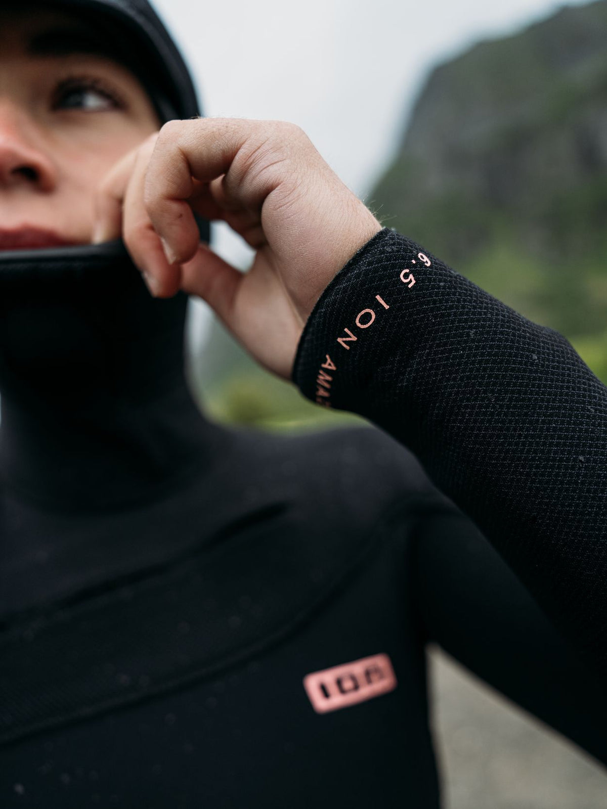 ION Amaze Amp 6/5 Hood Front Zip women