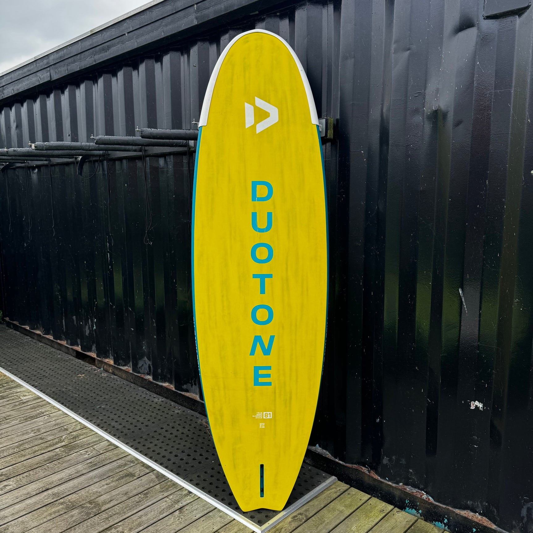 Demo Duotone FreeWave 2024 inkl. Noseprotector 115L