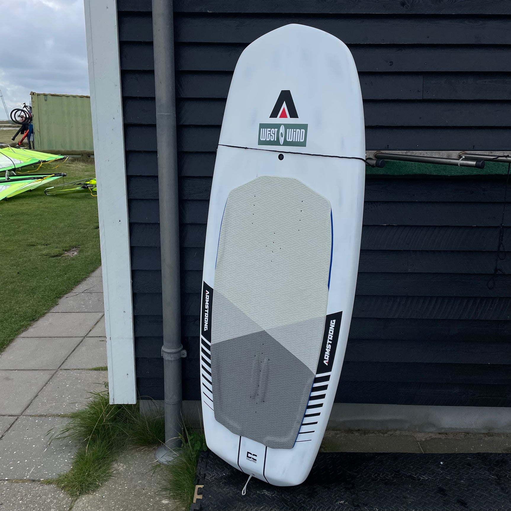 Demo Armstrong Wing FG Foilboard 105L