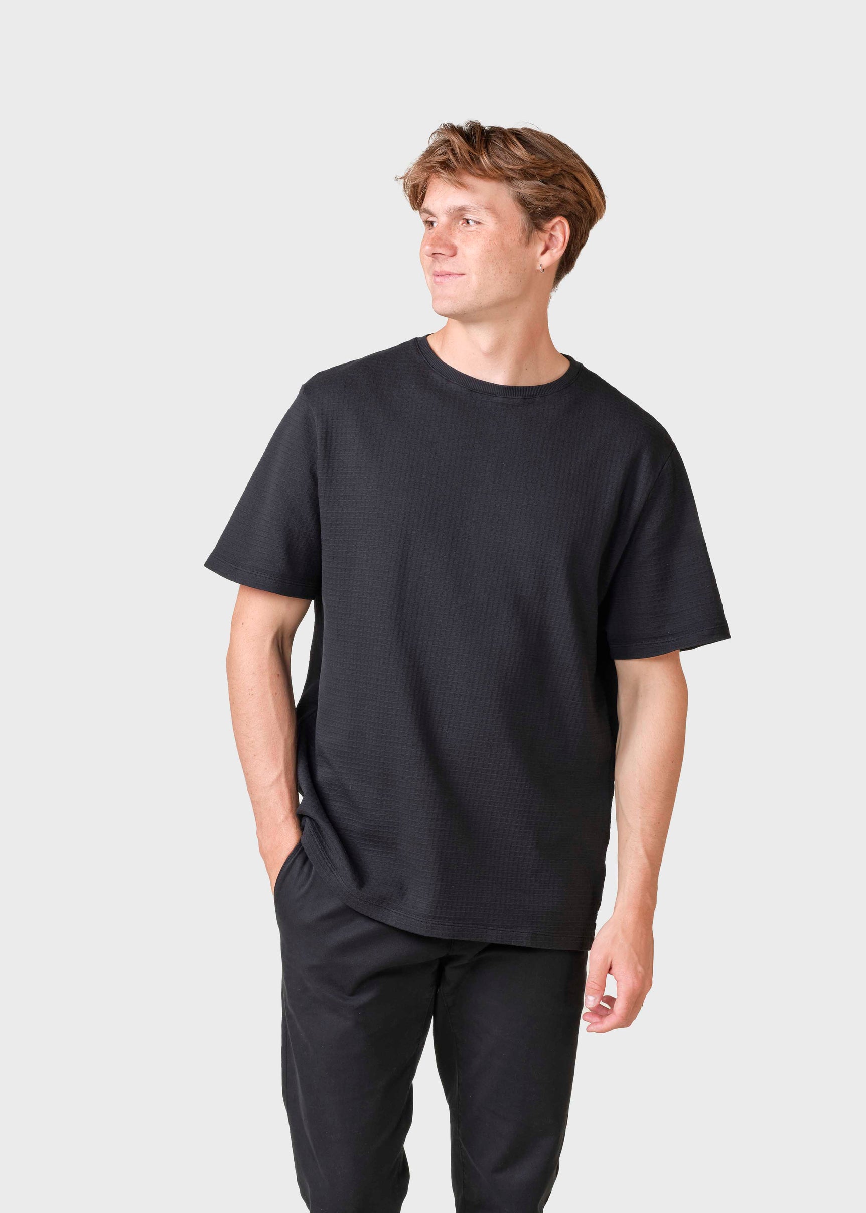 Klitmøller Collective Mens boxy structure tee