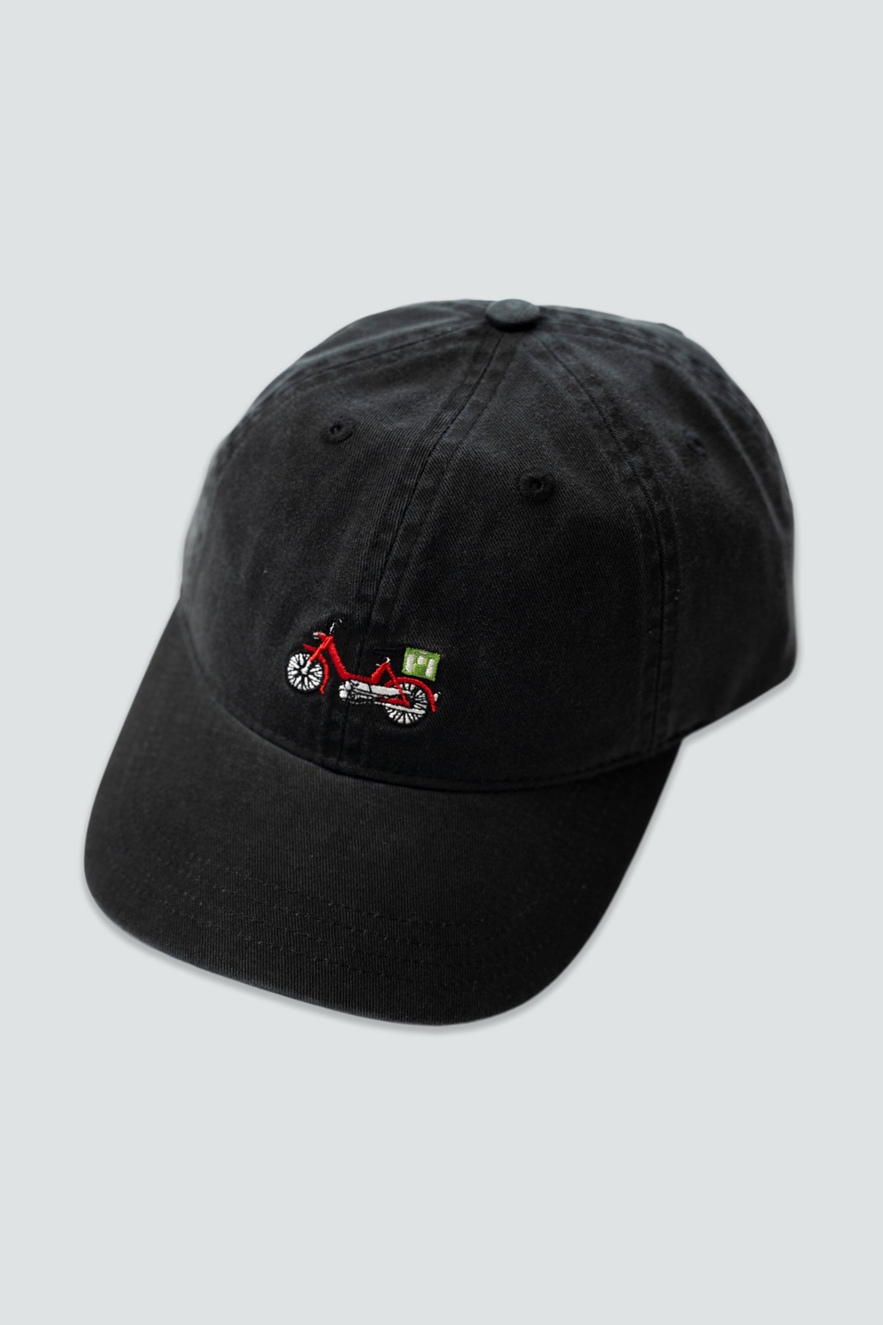 Lakor Red Maxi Cap