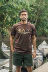 Lakor An Otter Vacation T-shirt