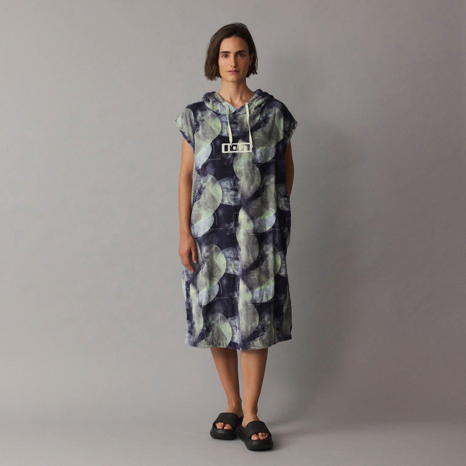 ION Poncho Core Lumen