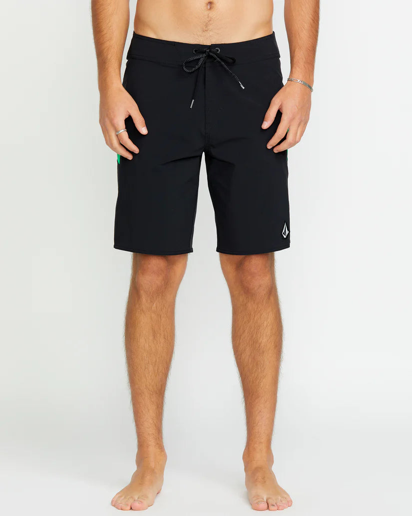 Volcom Strand Liberators 20