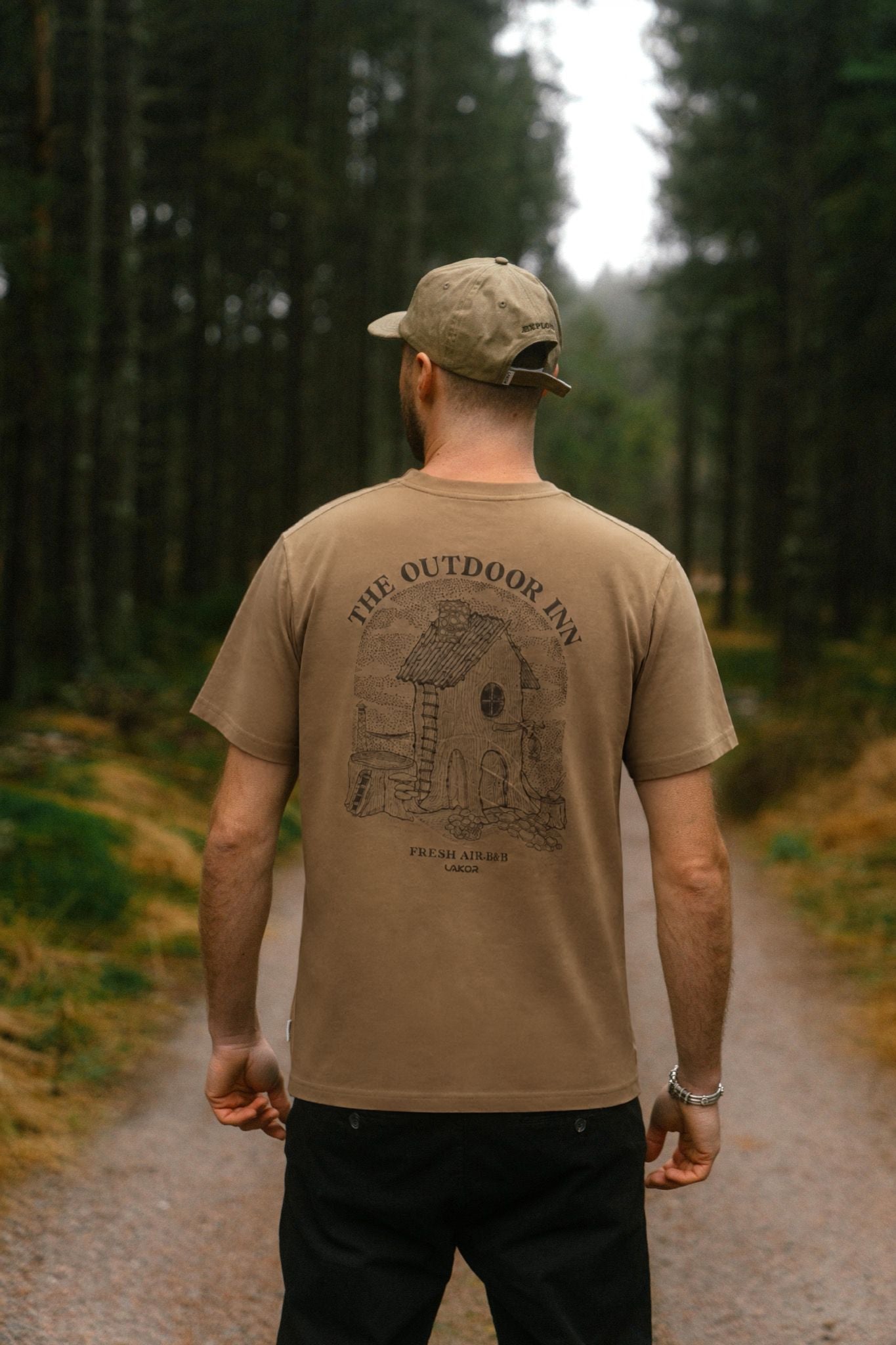 LAKOR Outdoor Inn T-shirt