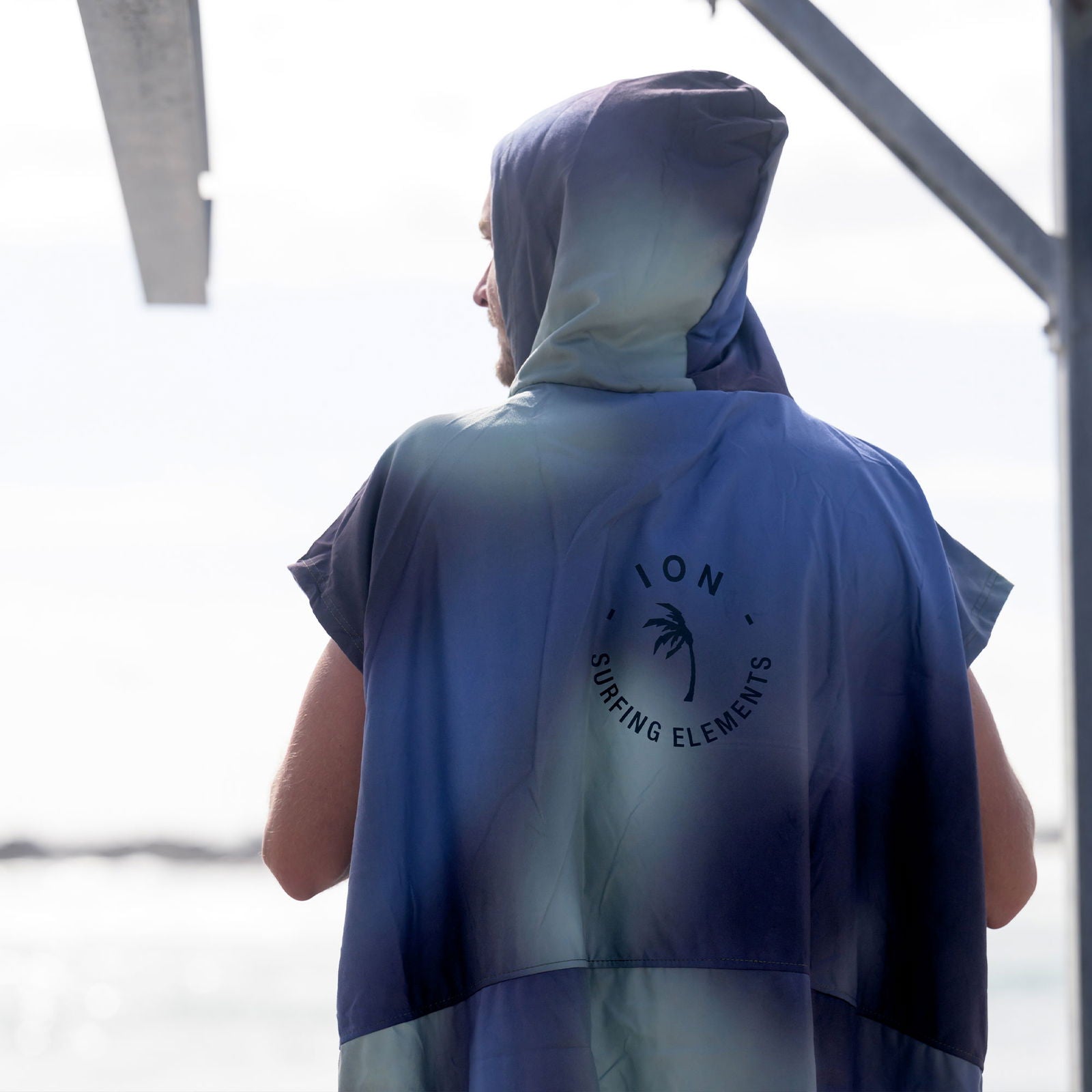 ION Poncho Select men